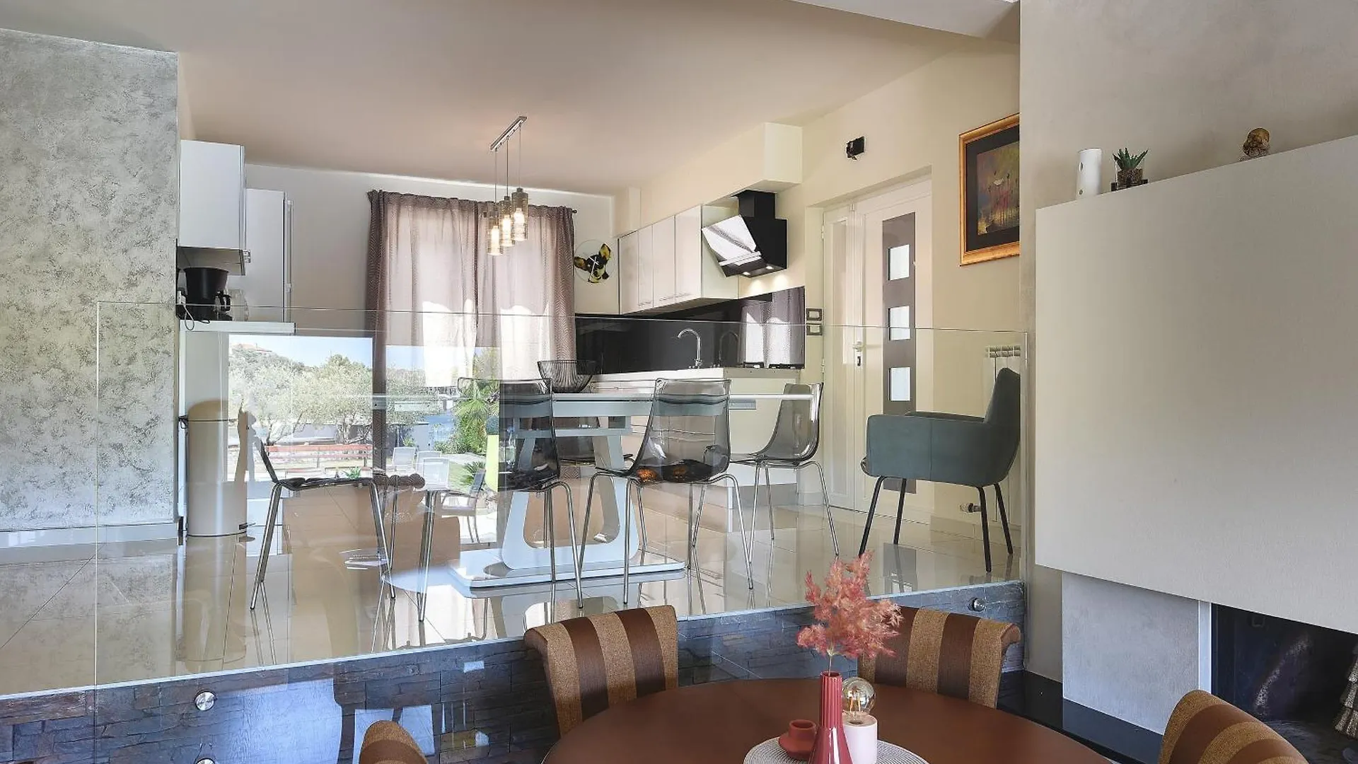 Villa Contessa Del Mar In Pula For 7 People Only 200 Meters From The Beach & Pet Friendly Hırvatistan