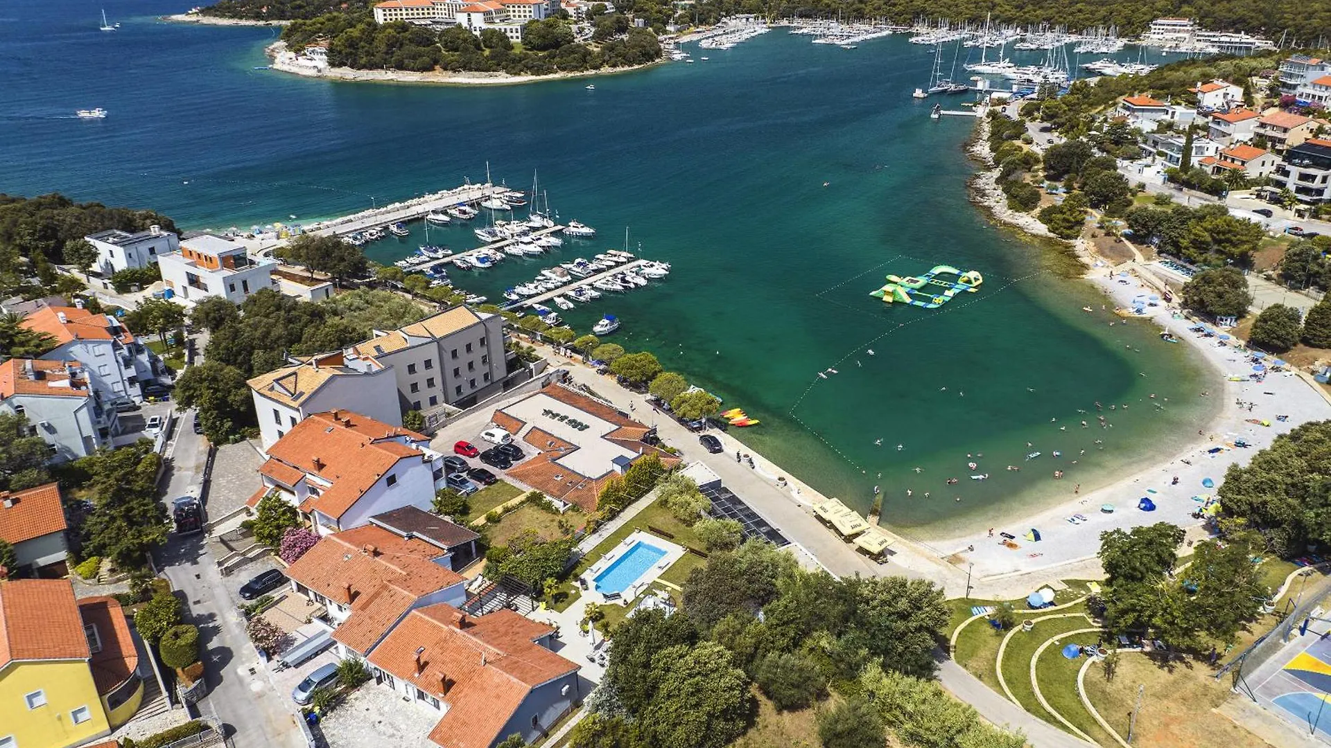 Villa Contessa Del Mar In Pula For 7 People Only 200 Meters From The Beach & Pet Friendly Hırvatistan